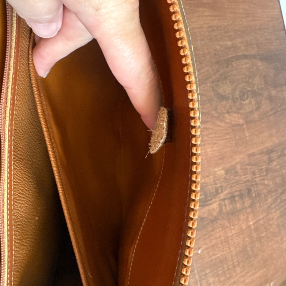 Vintage Dooney & Bourke Leather Shoulder Bag Burgundy & Tan *No Crossbody Strap - Picture 9 of 11